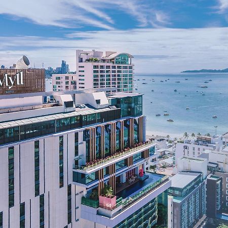 Mytt Hotel Pattaya - Sha Extra Plus Εξωτερικό φωτογραφία The hotel's rooftop pool