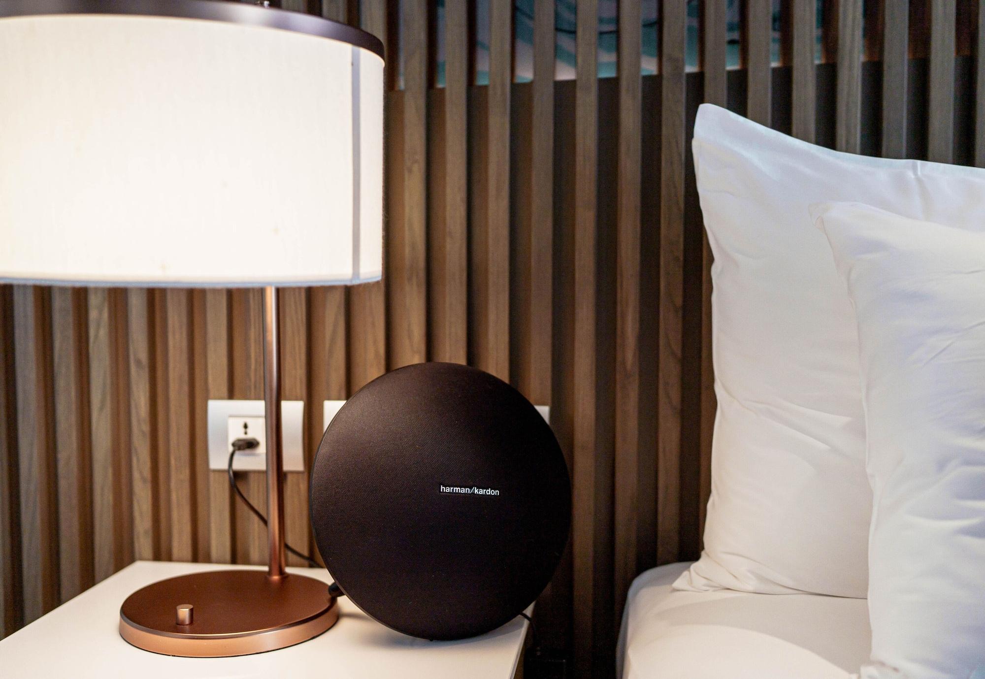 Mytt Hotel Pattaya - Sha Extra Plus Εξωτερικό φωτογραφία Bowers & Wilkins Zeppelin