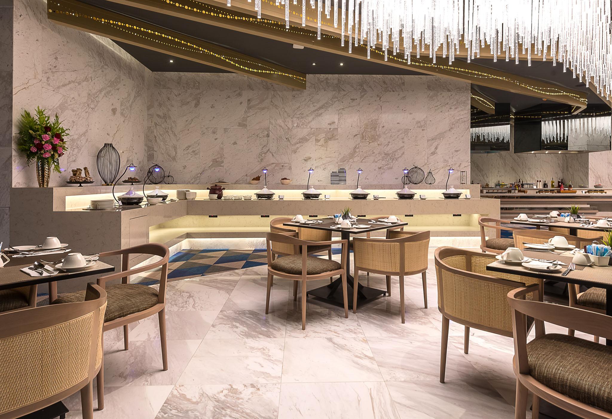 Mytt Hotel Pattaya - Sha Extra Plus Εξωτερικό φωτογραφία The restaurant