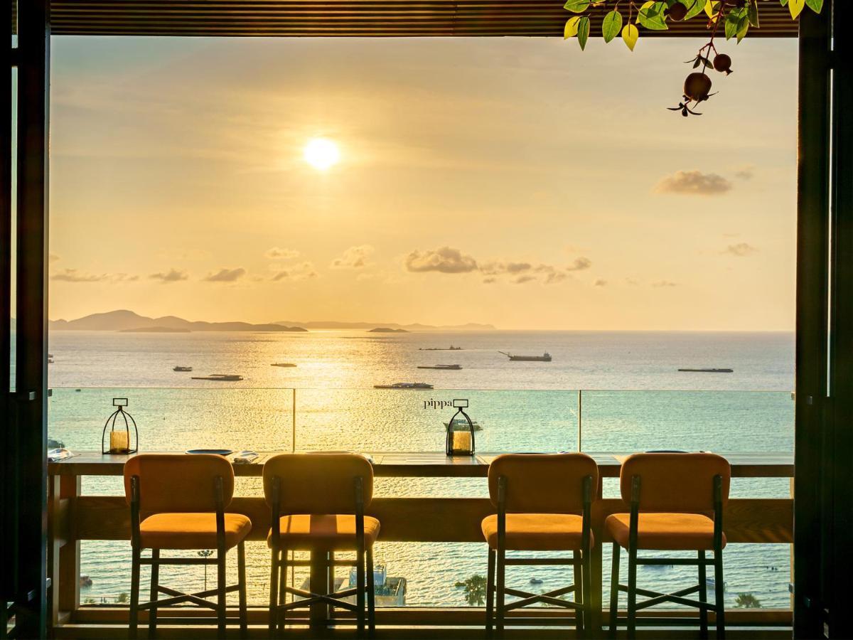 Mytt Hotel Pattaya - Sha Extra Plus Εξωτερικό φωτογραφία Sunset at the bar