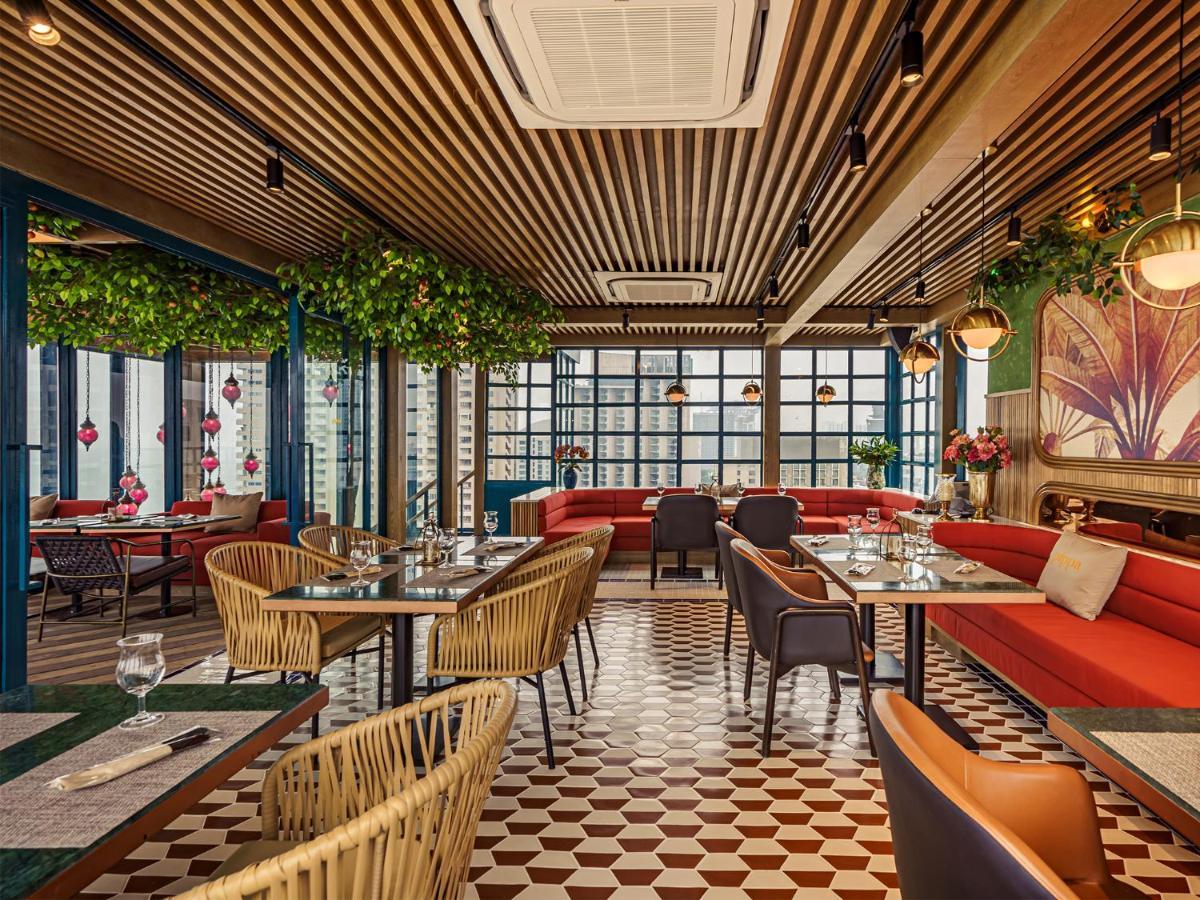 Mytt Hotel Pattaya - Sha Extra Plus Εξωτερικό φωτογραφία The interior of the restaurant